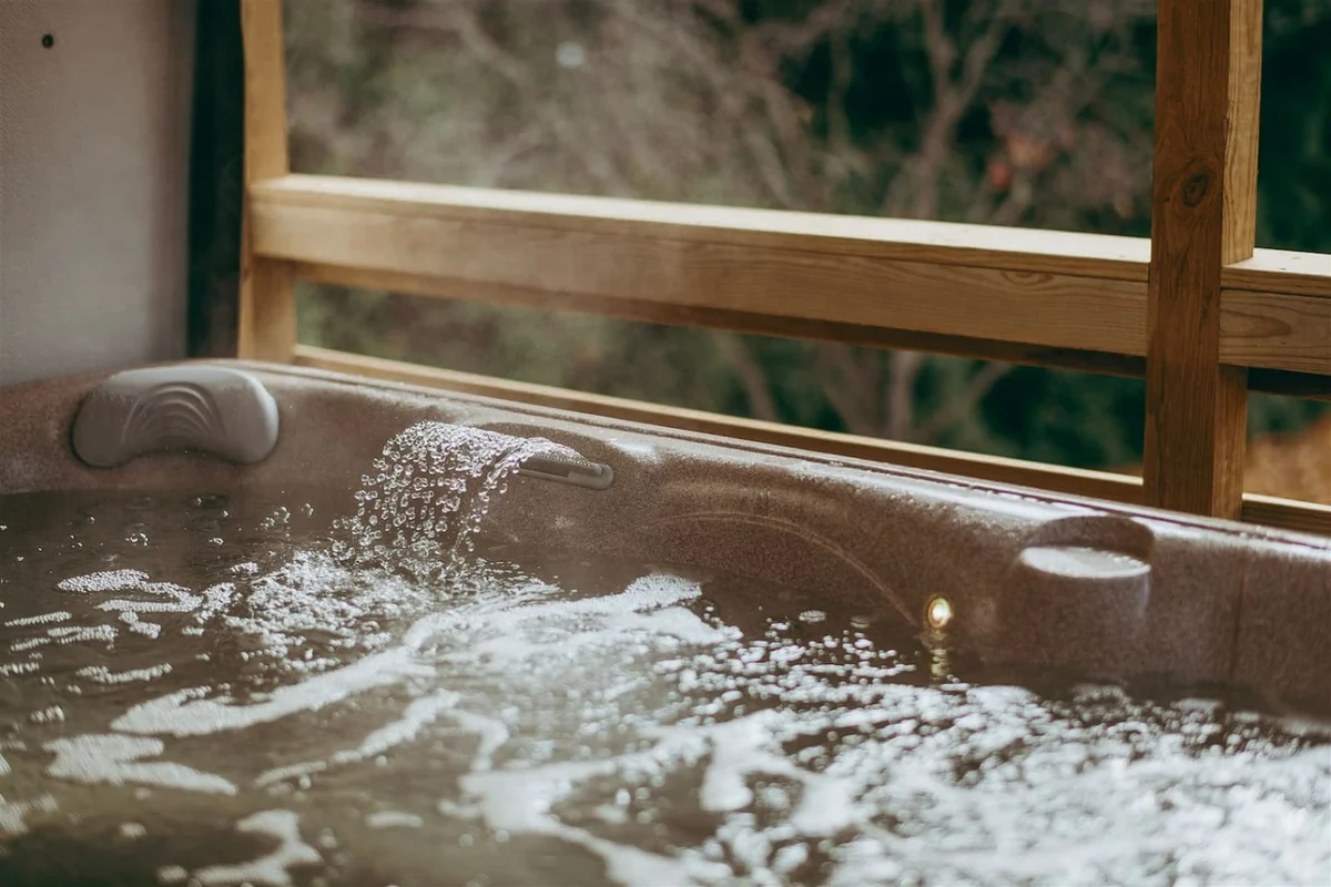 Winter Getaway|Hot tub|OUTDOOR SAUNA|Fireplace|Fire-pit| #13