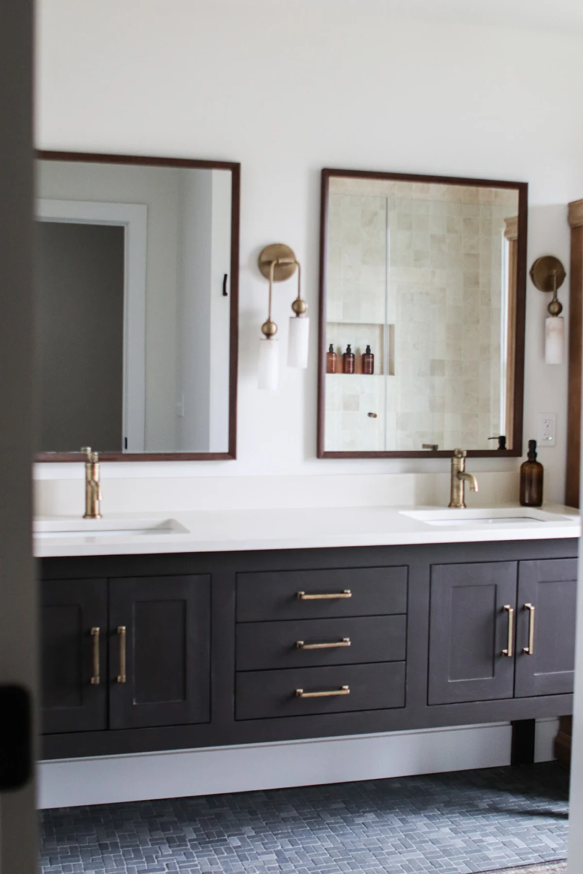 Near Spooky Nook | Sauna | Sleeps 9 | King suite #21