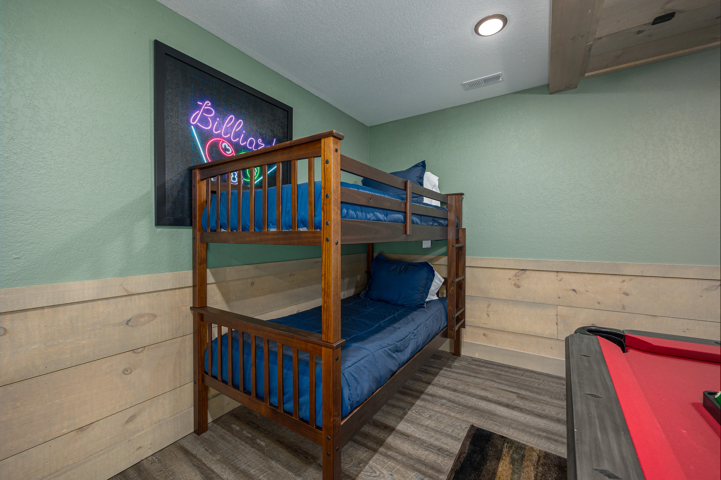 Smoky Pines Chalet #98