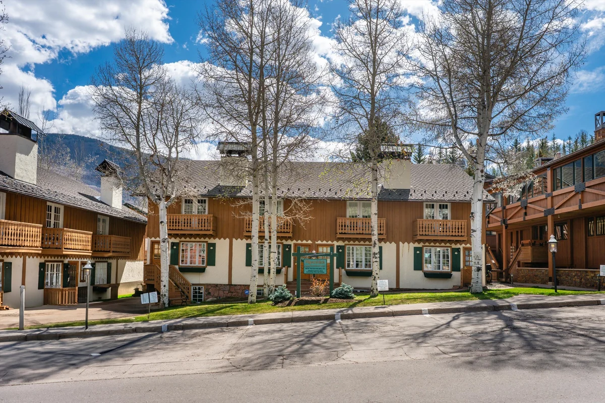 Apartment in Aspen property photo 2