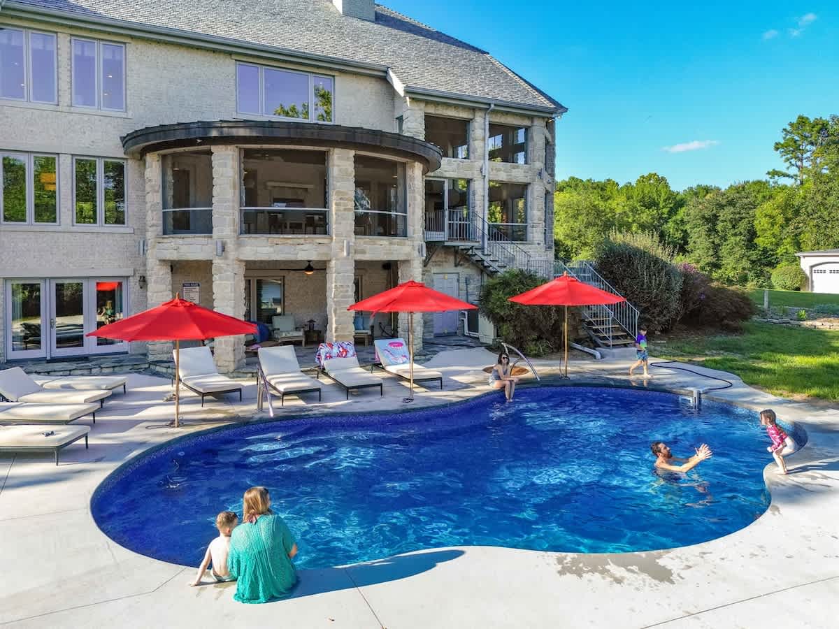 Property in Table Rock Lake property photo 2