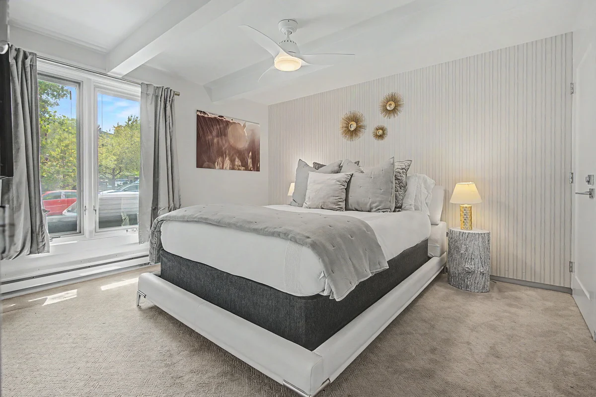 Apartment in Aspen property photo 3