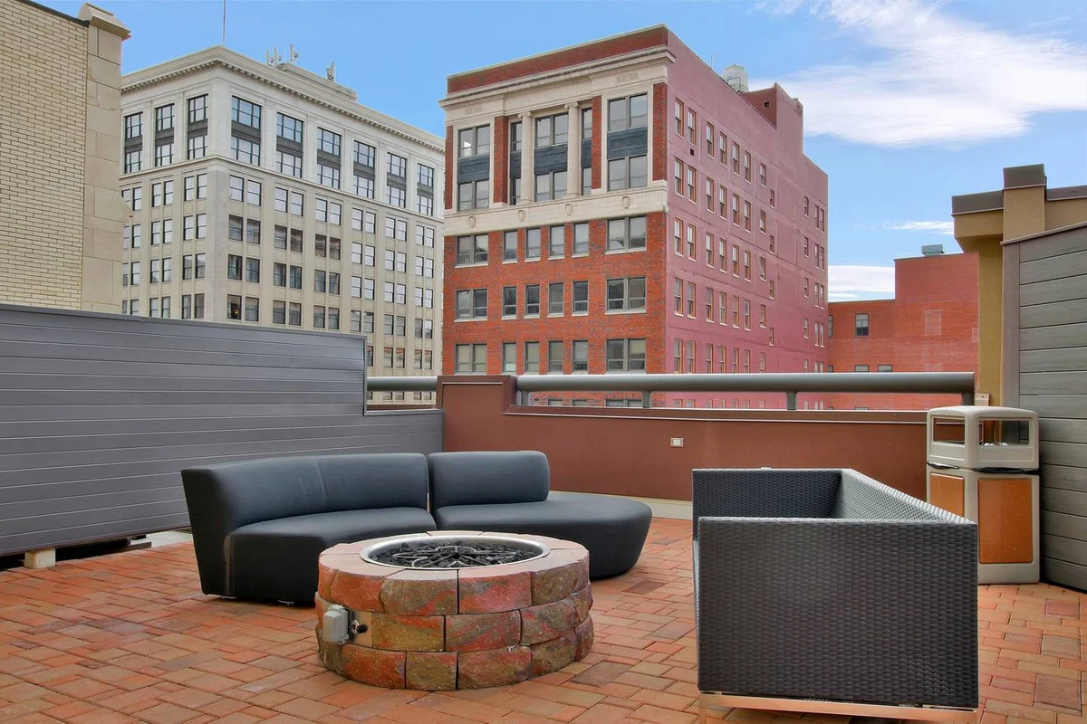 Art Gallery Alley Getaway in DT WichitA #24