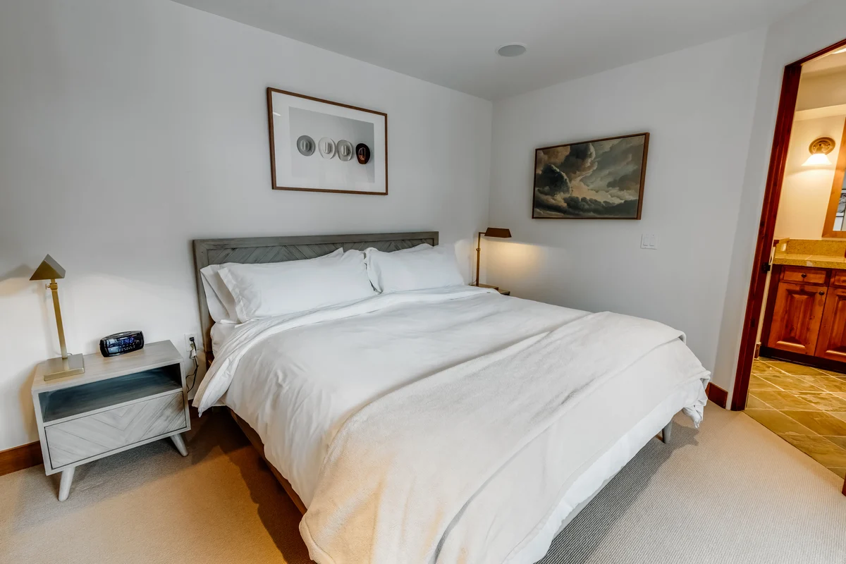 Bedroom 3 image 1