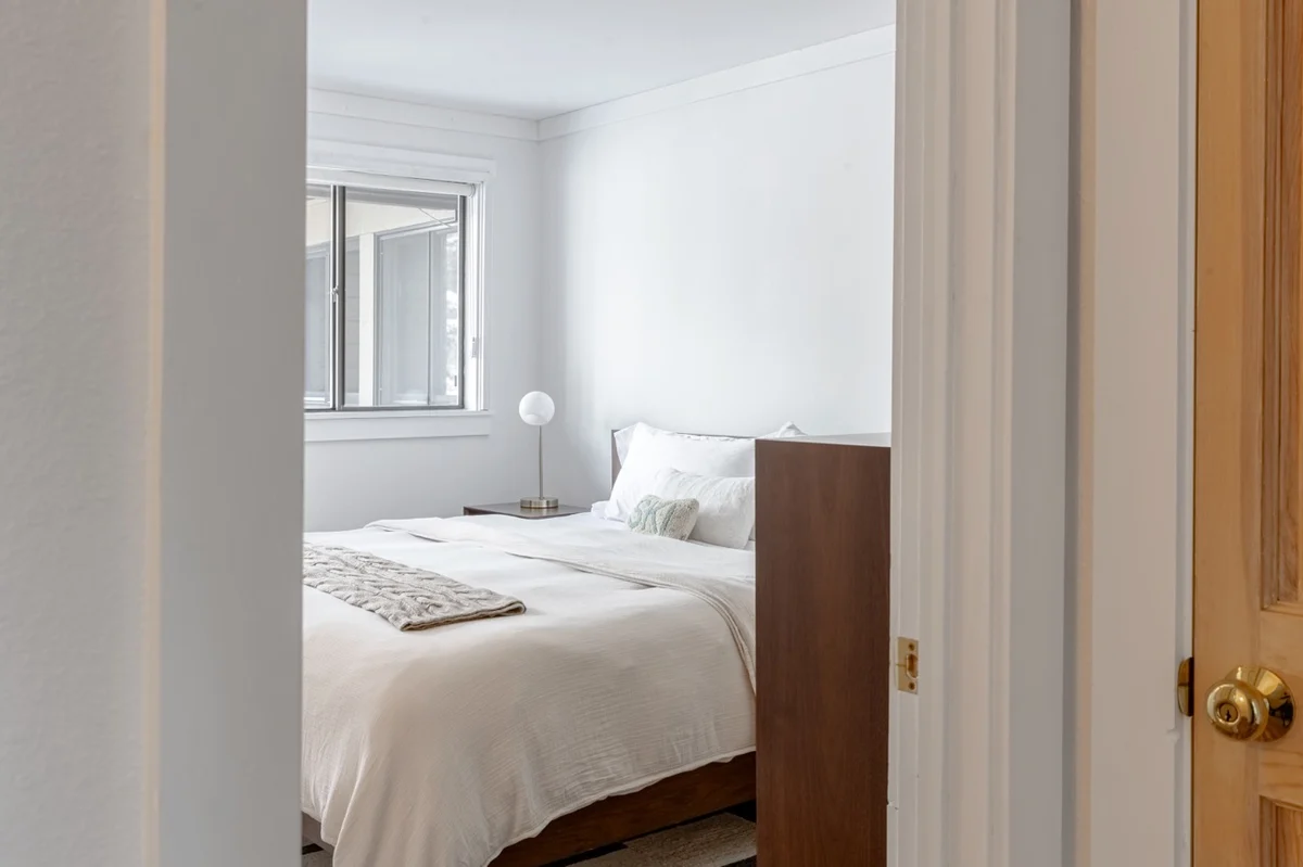 Bedroom 1 image 1