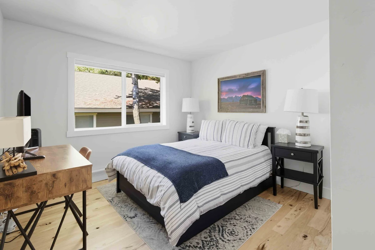 Bedroom 3 image 1