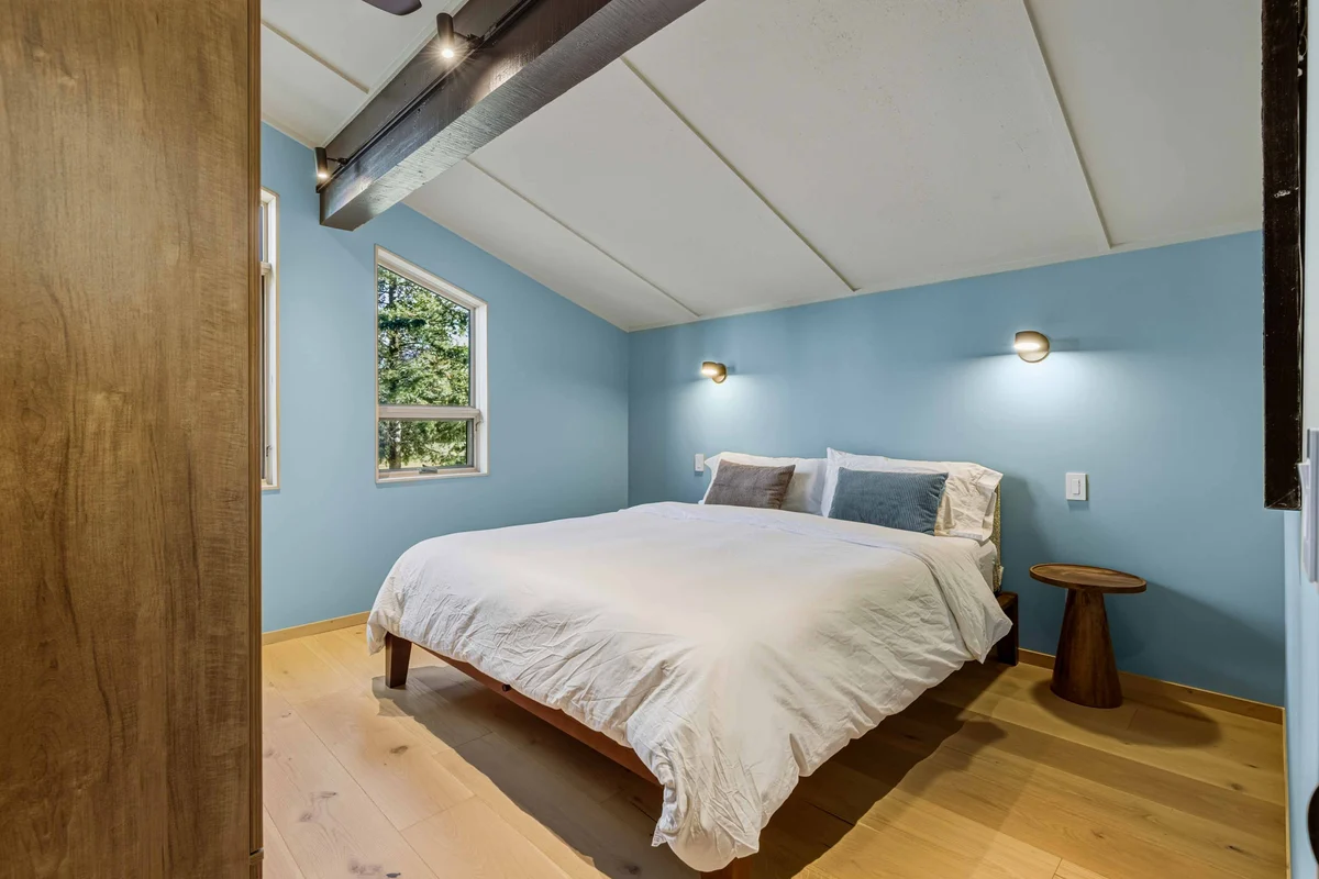 Bedroom 3 image 1