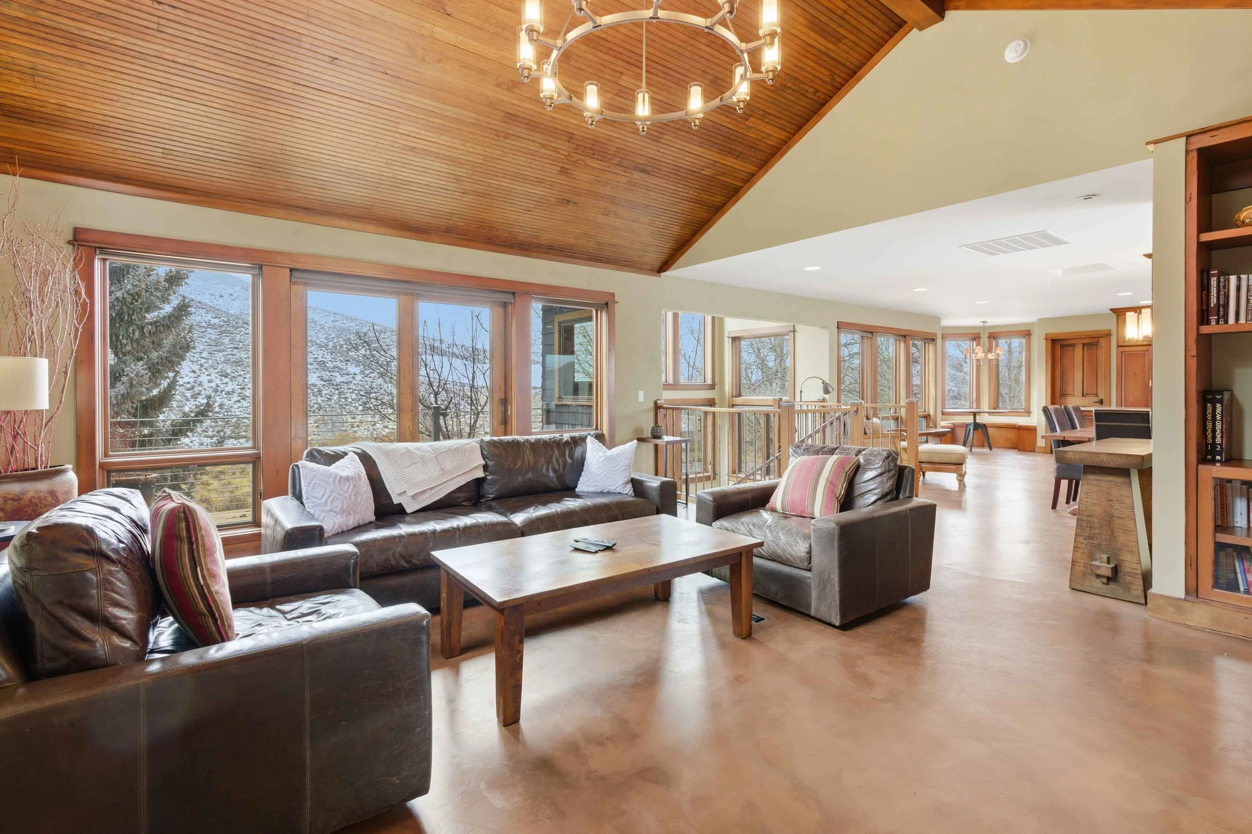 Home in Hailey property photo 2