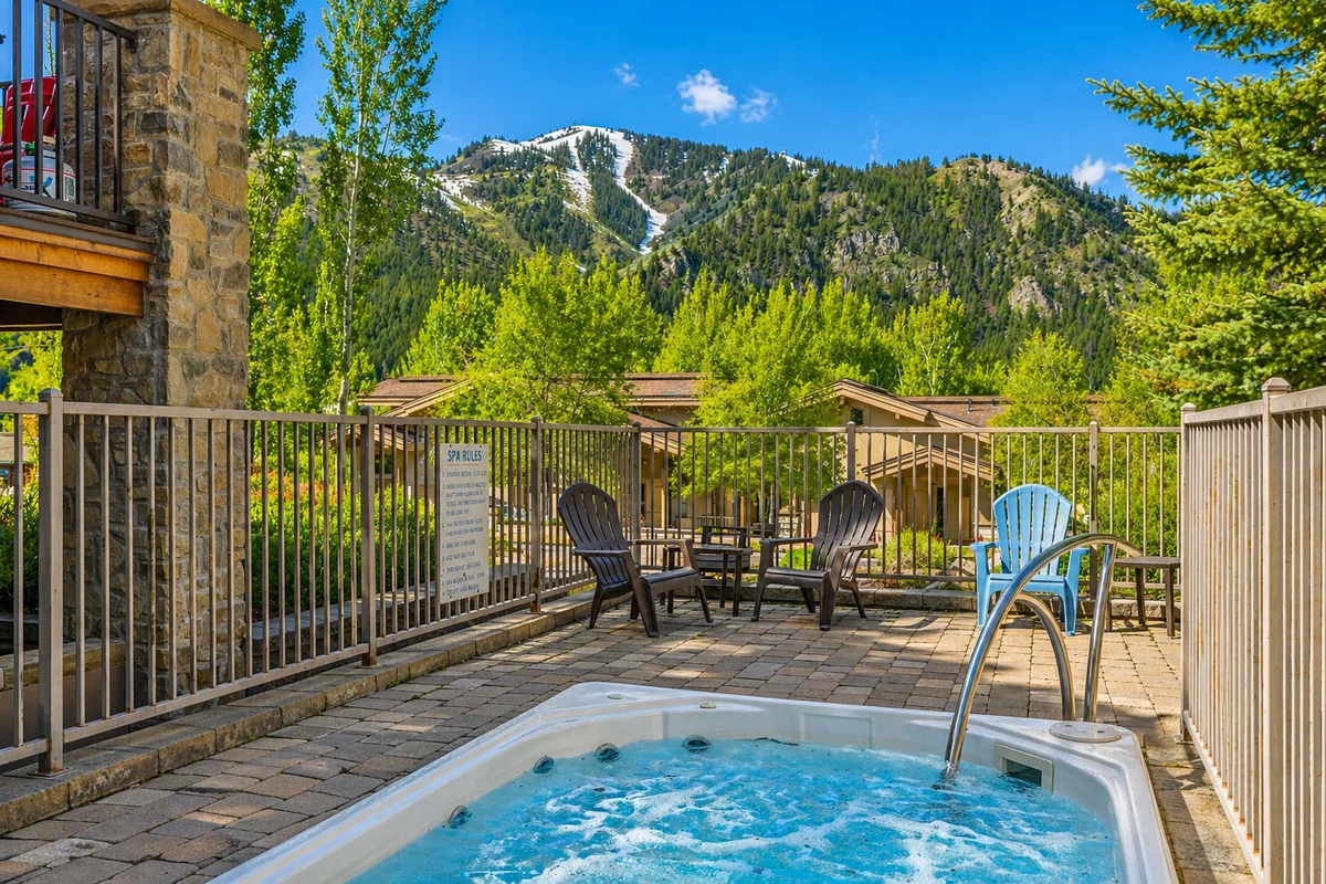 Townhome in Ketchum property photo 2