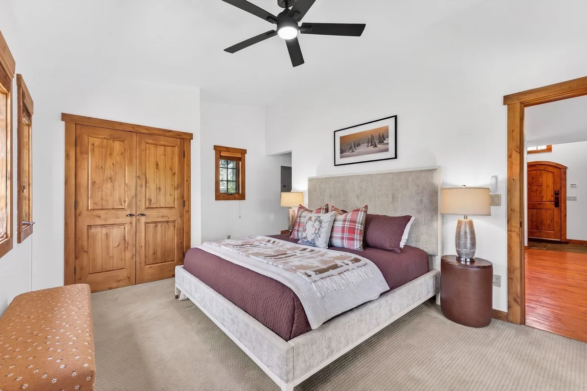 Bedroom 3 image 1