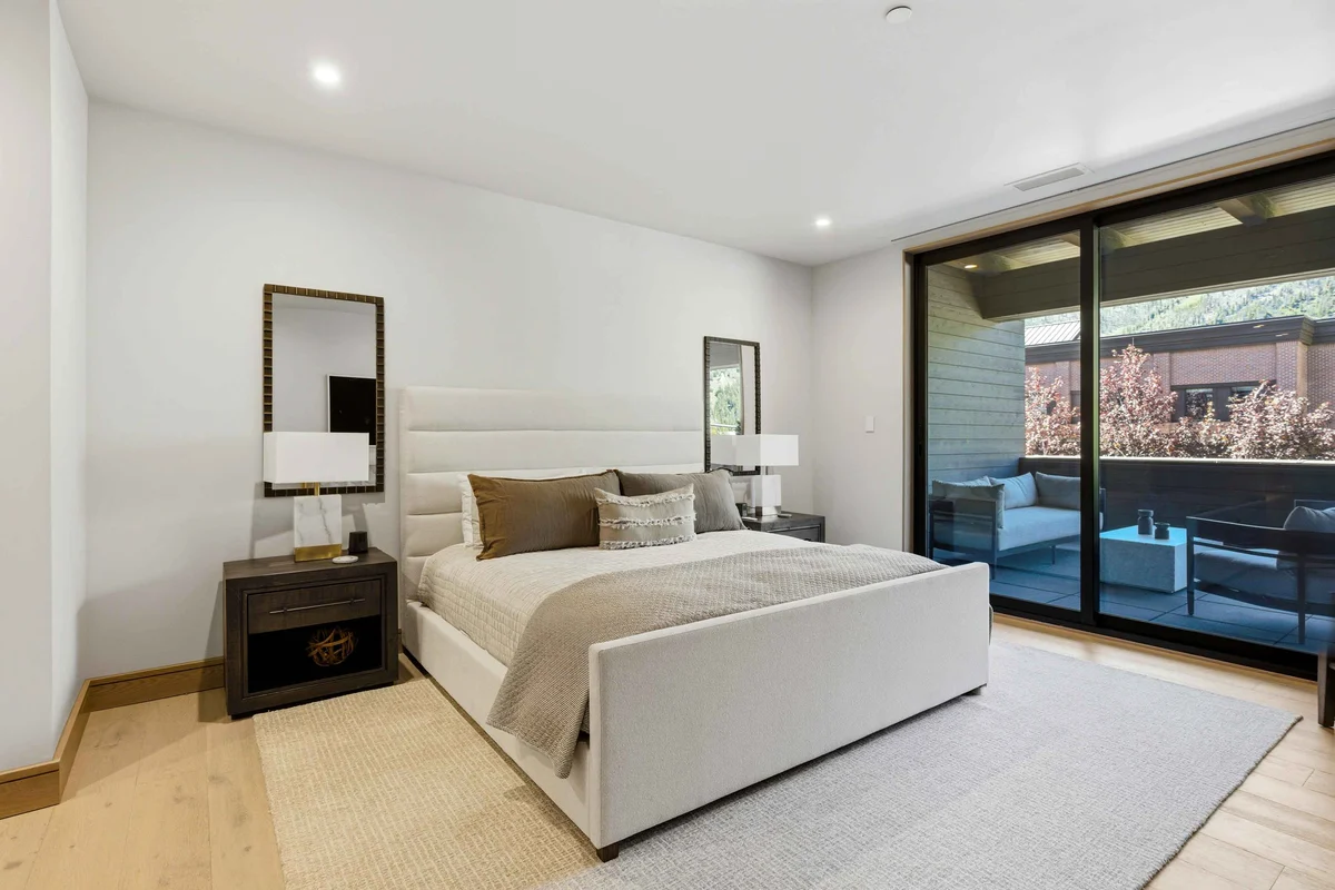Bedroom 3 image 1