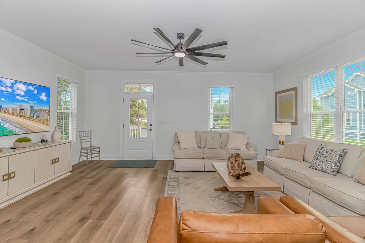 CHATEAU PAPILLION104 #27
