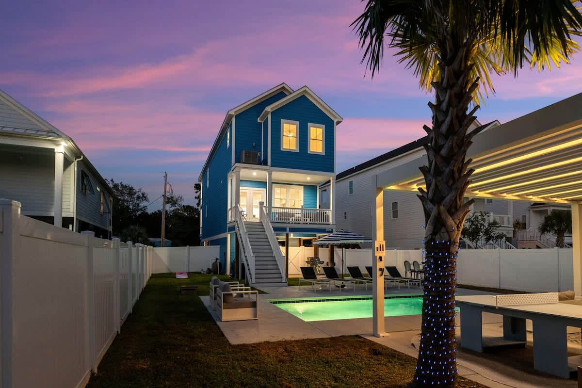 THE BLUE PALM359A #106