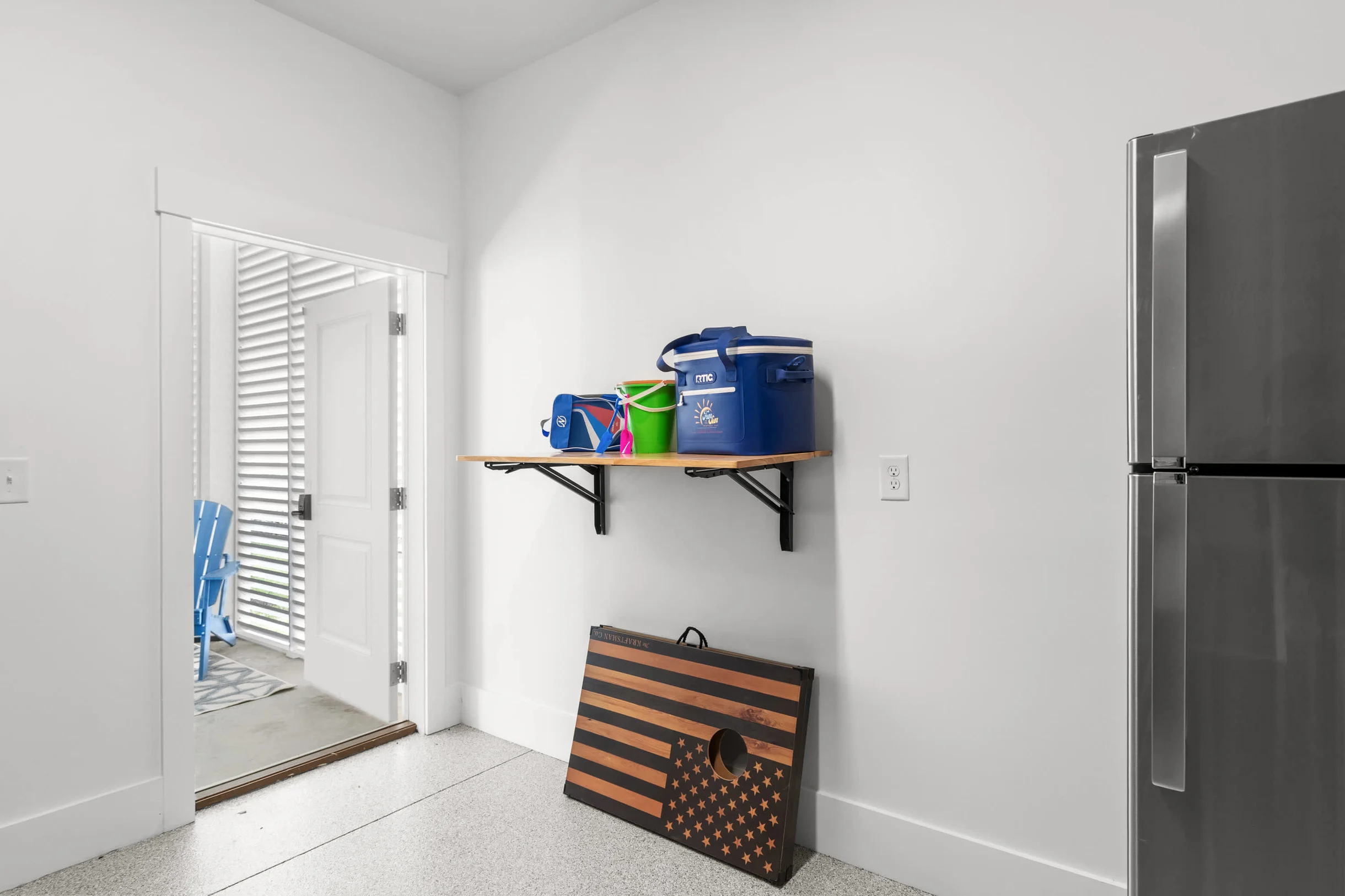 2301 Seaseeker Lane #3