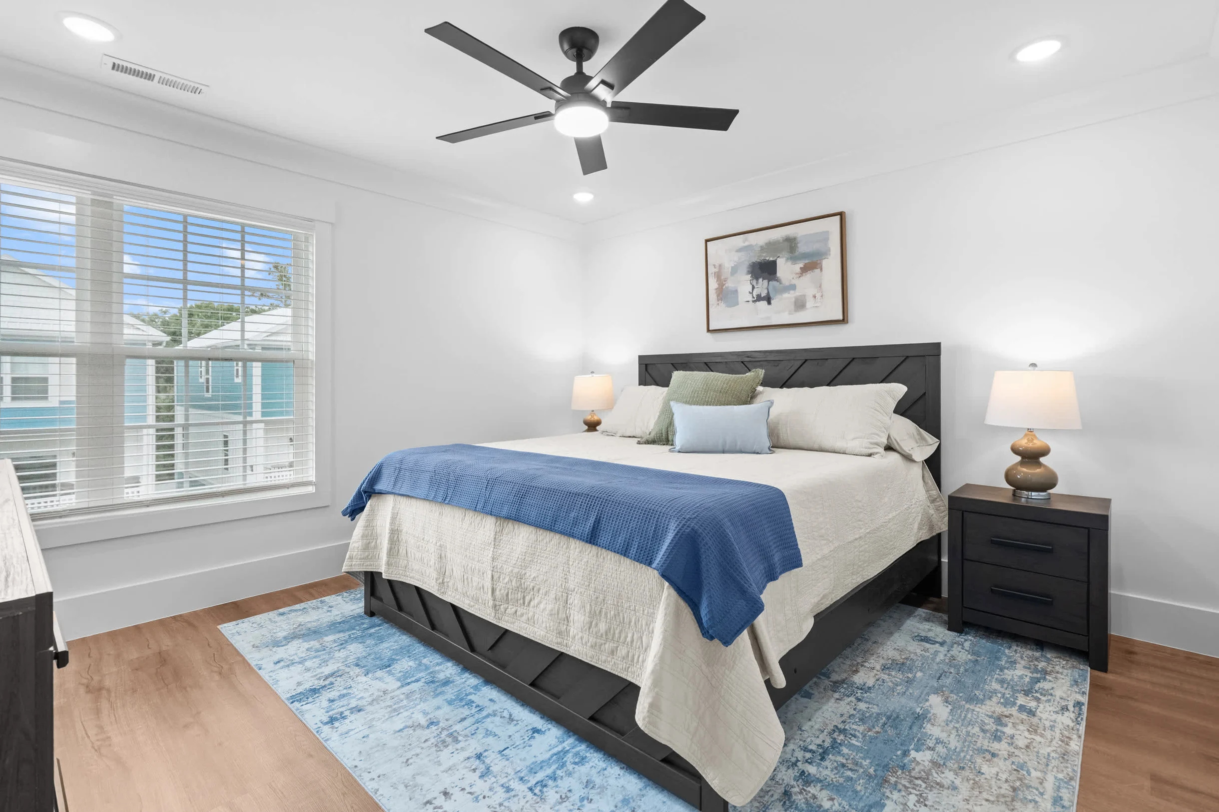 2301 Seaseeker Lane #4