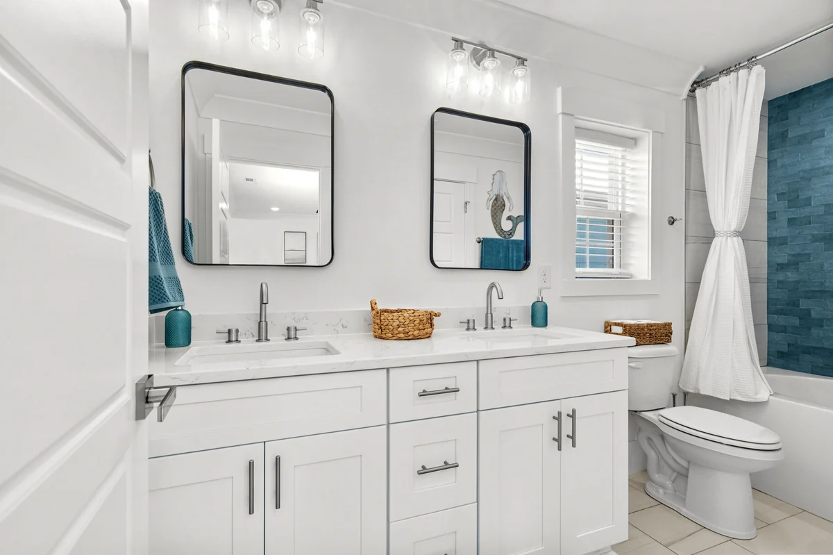 2304 Seaseeker Lane #21