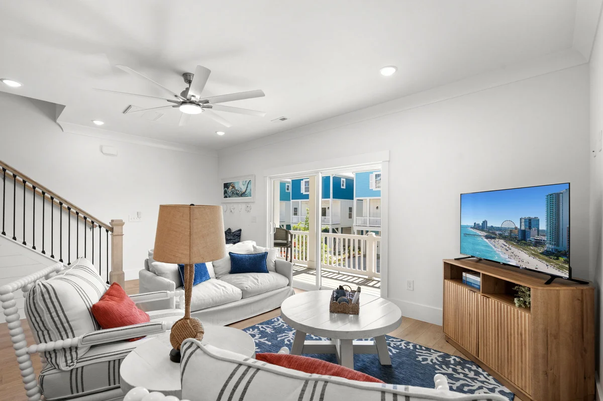 2304 Seaseeker Lane #82
