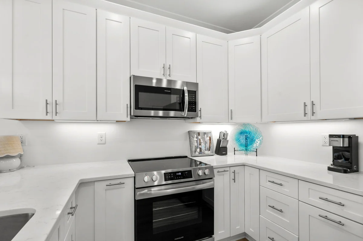 2304 Seaseeker Lane #30
