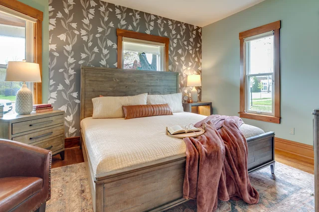 Bedroom 1 image 1