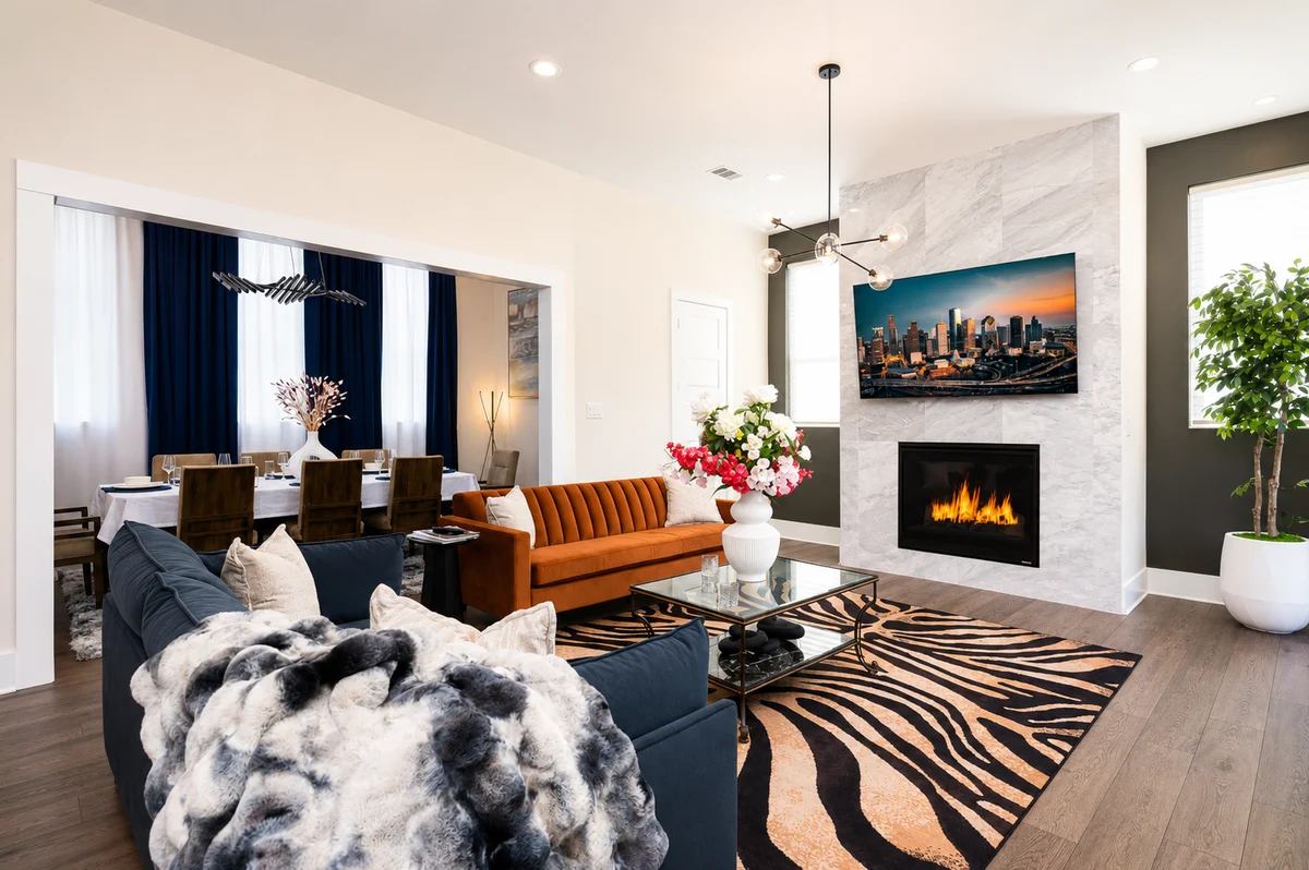The Onyx: 4BR+Luxe Rooftop · Pet-Friendly · Garage · HTX #96