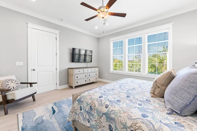 BEDROOM image 1