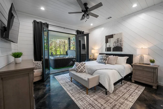 BEDROOM image 1