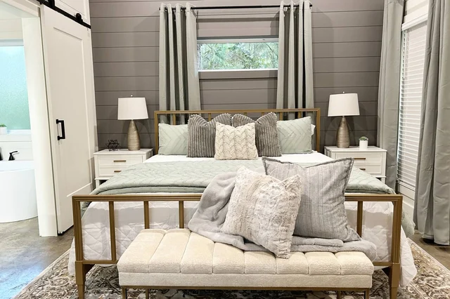 BEDROOM image 1