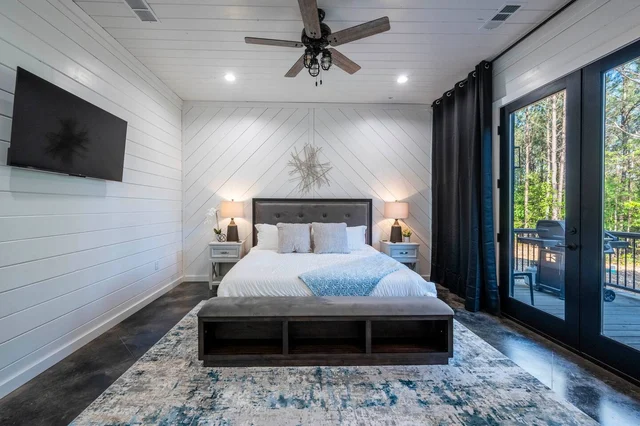BEDROOM image 1