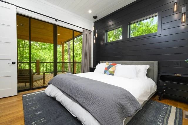 BEDROOM image 1