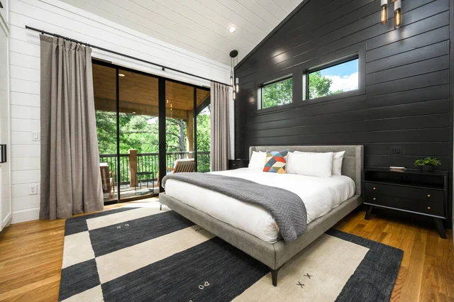 BEDROOM image 1