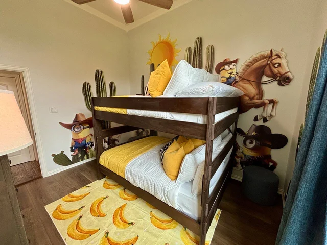 BEDROOM image 1
