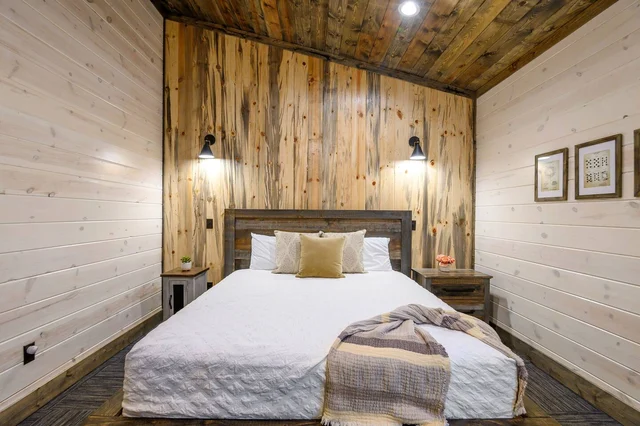 BEDROOM image 1