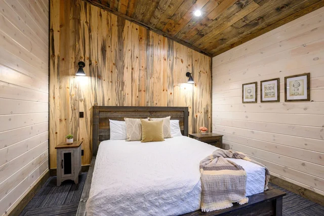 BEDROOM image 1