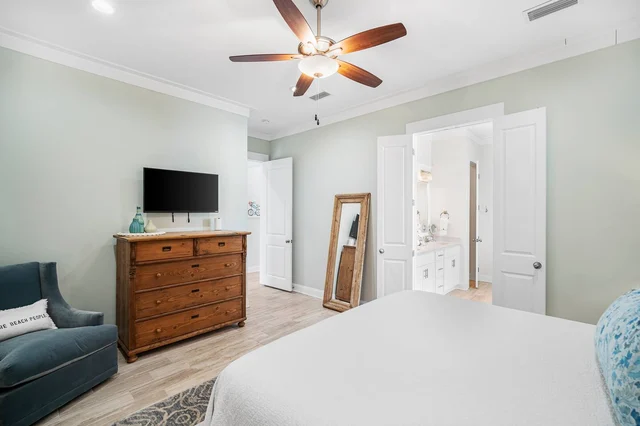 BEDROOM image 1