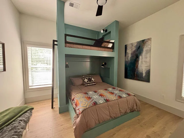 BEDROOM image 1