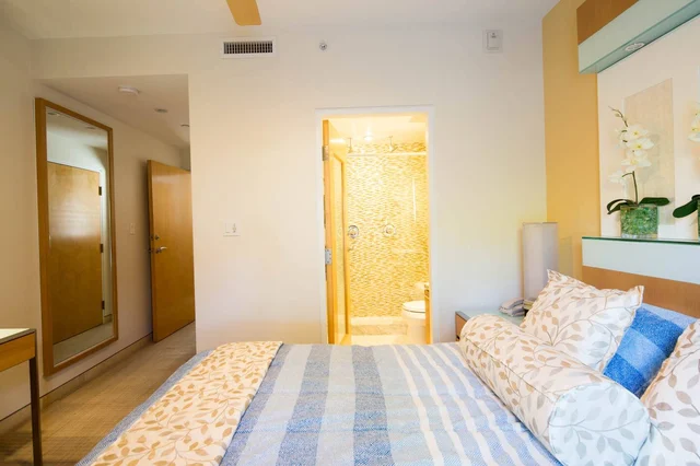 BEDROOM image 1
