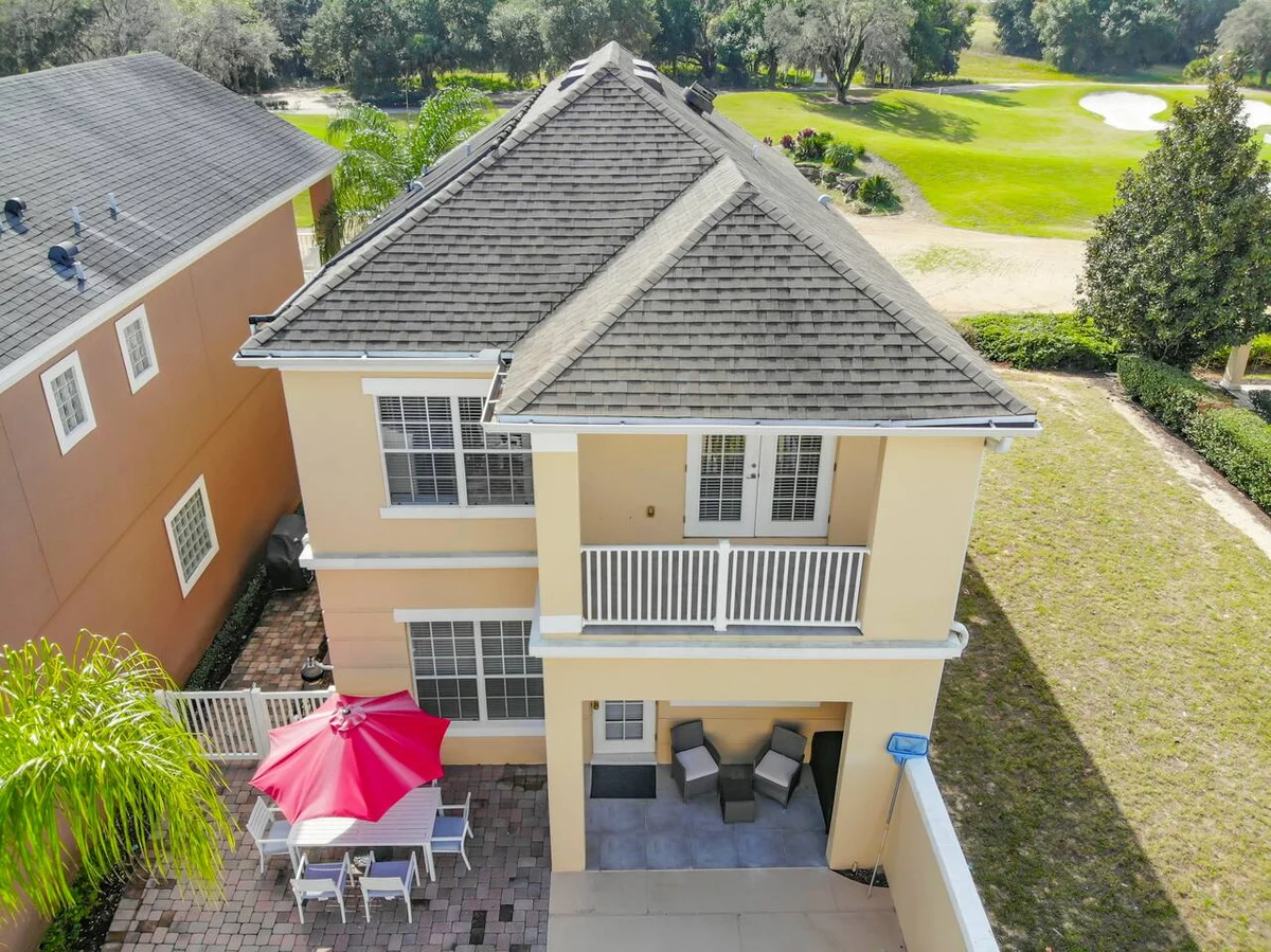 Home in Kissimmee property photo 2