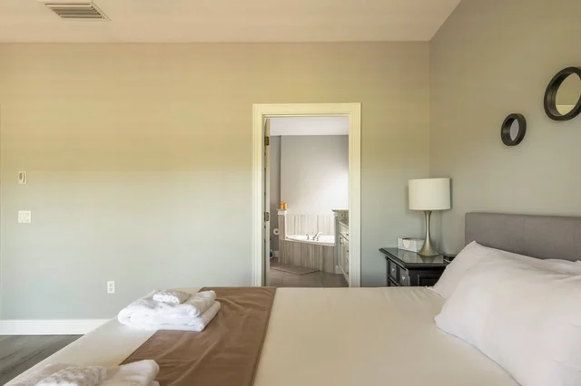 BEDROOM image 1