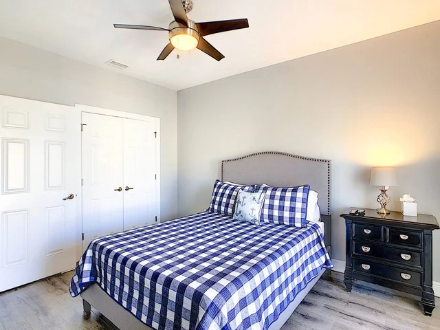 BEDROOM image 1