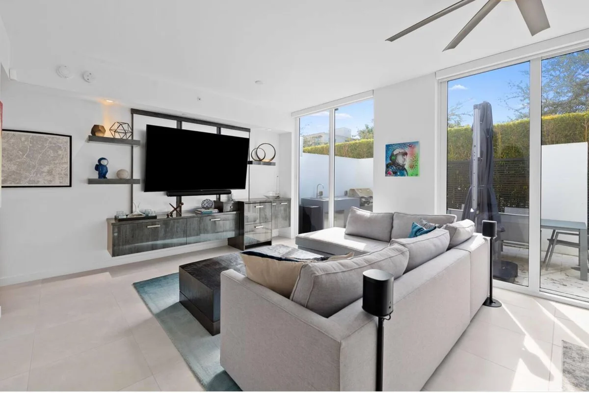Luxury Beach Home•Pool•2 beds/3 bath•Walk to Beach #20