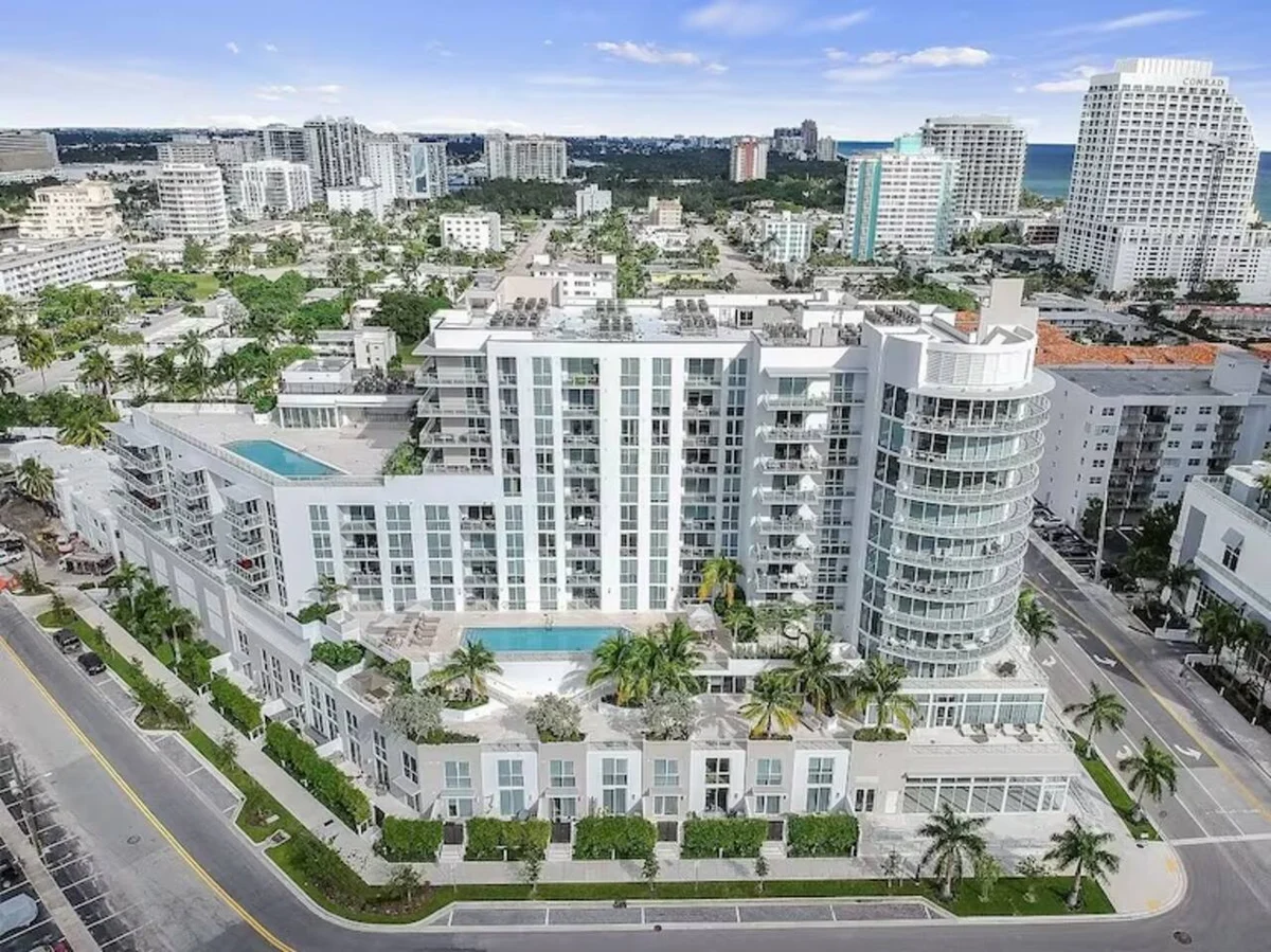 Luxury Beach Home•Pool•2 beds/3 bath•Walk to Beach #50