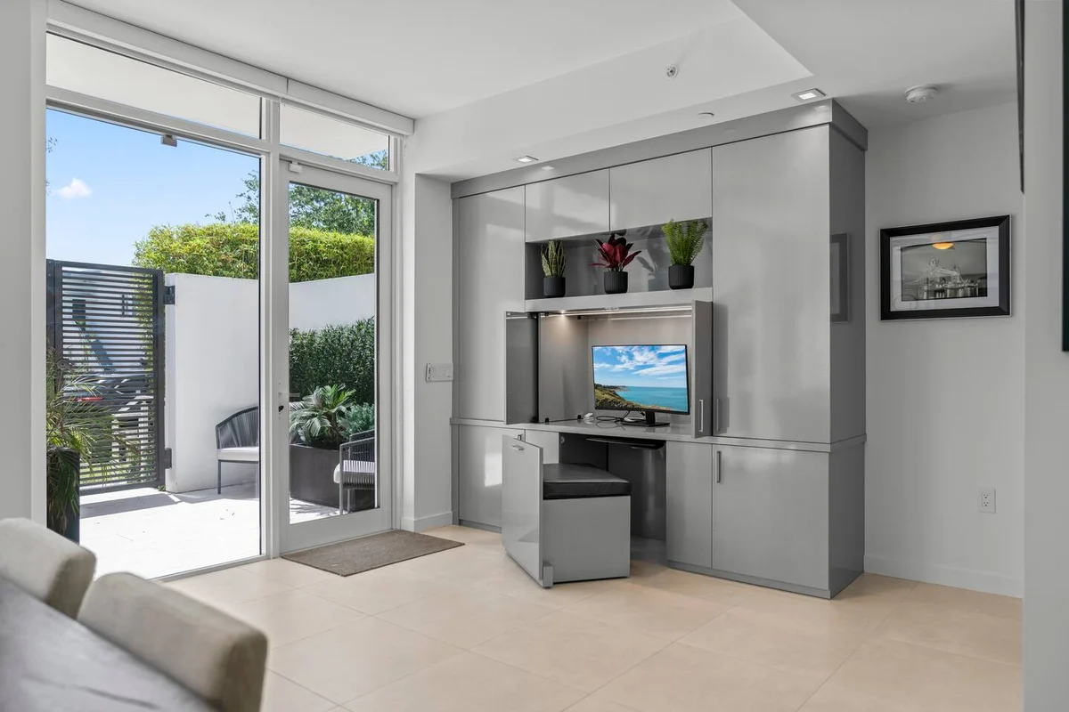 Luxury Beach Home•Pool•2 beds/3 bath•Walk to Beach #14