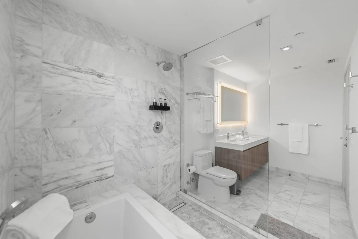 Luxury Beach Home•Pool•2 beds/3 bath•Walk to Beach #36