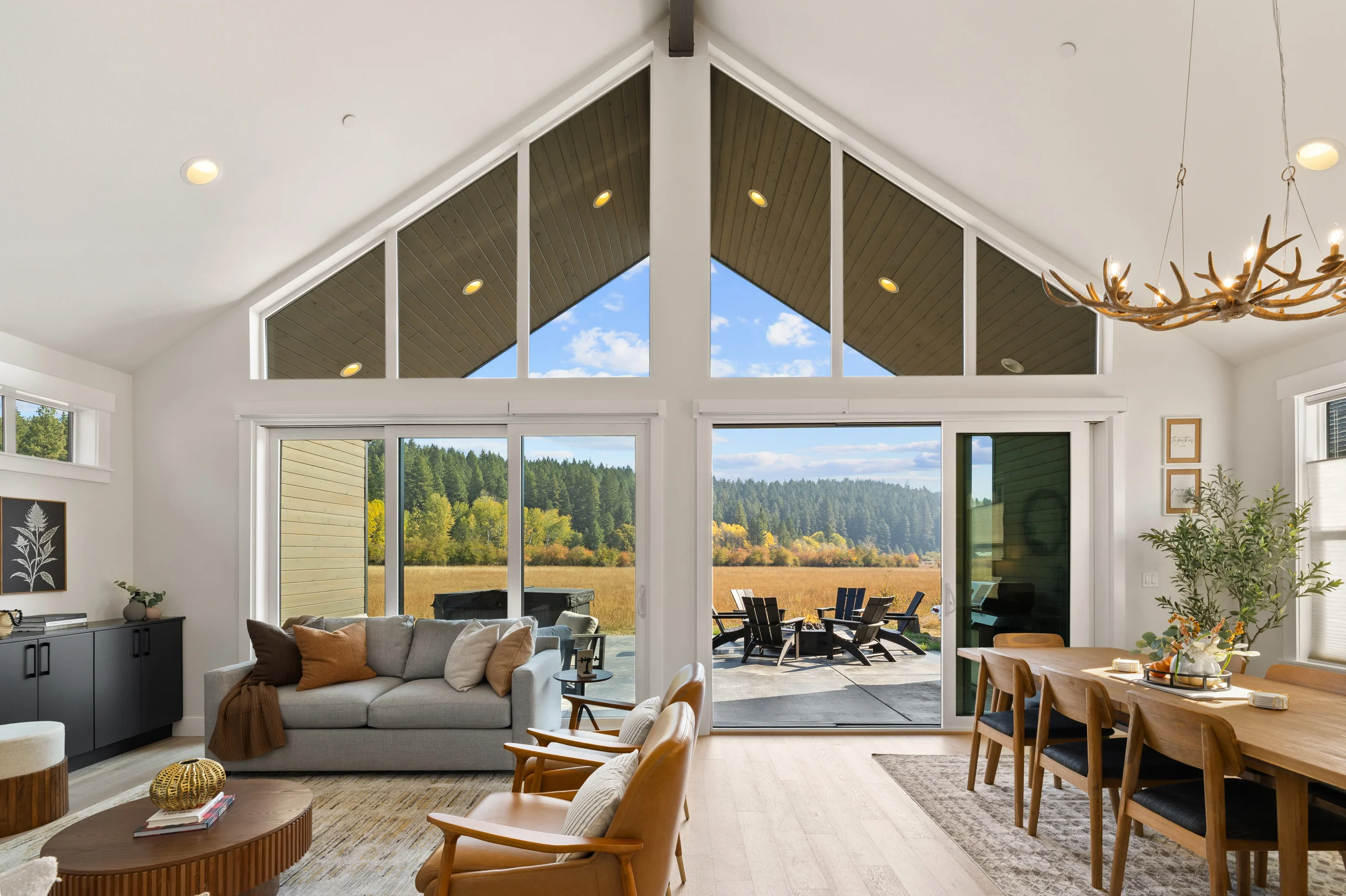 Suncadia Luxury Cabin with Hot Tub, Fire pit & EV #11