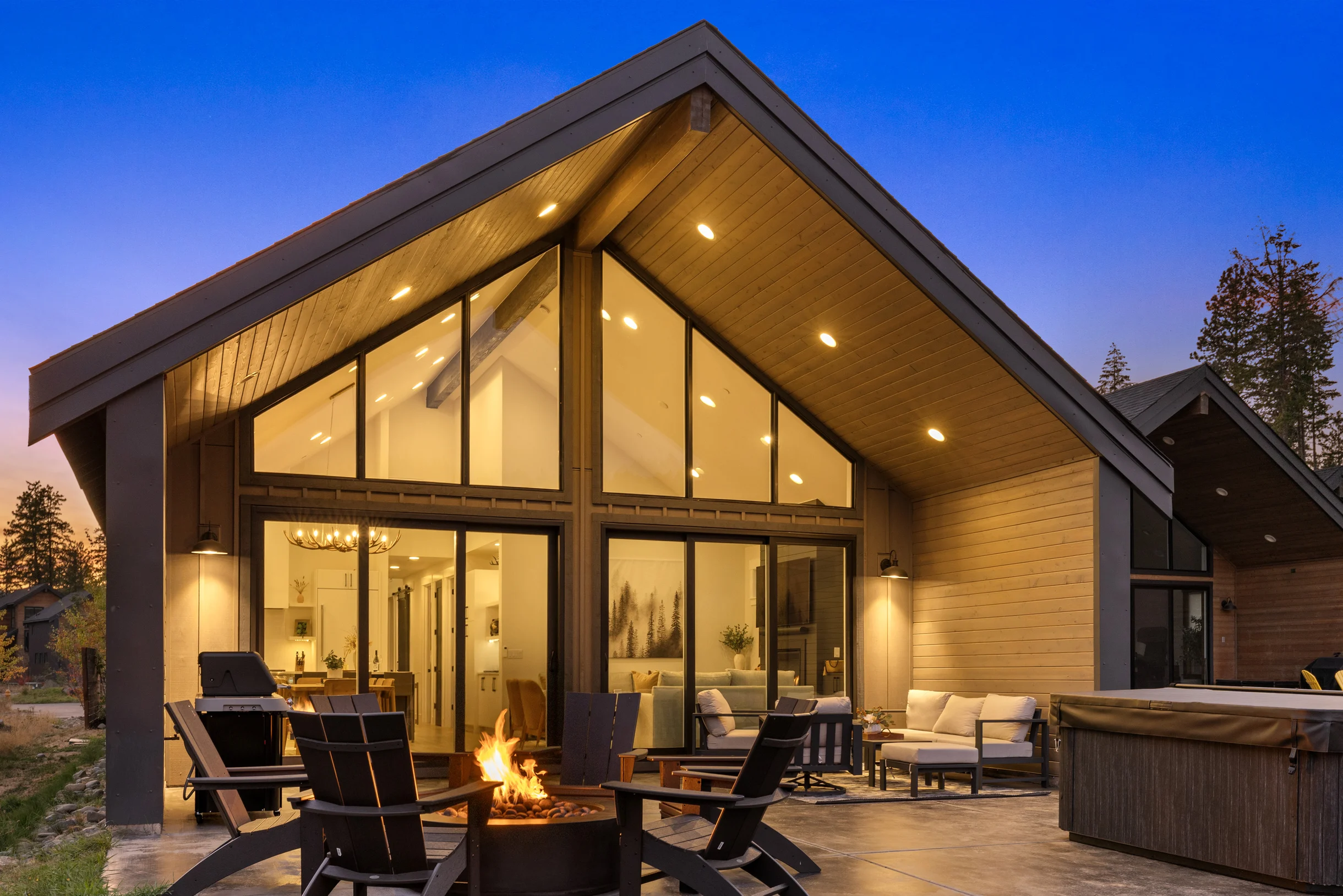 Suncadia Luxury Cabin with Hot Tub, Fire pit & EV #39