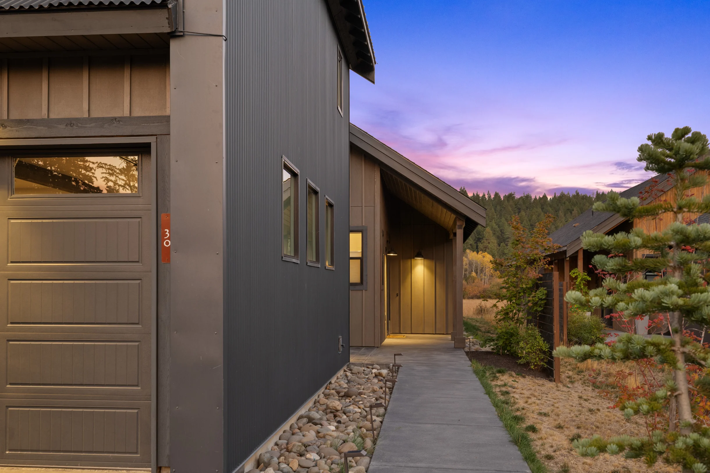 Suncadia Luxury Cabin with Hot Tub, Fire pit & EV #40