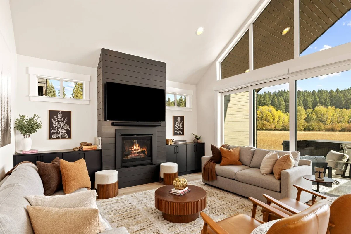 Suncadia Luxury Cabin with Hot Tub, Fire pit & EV #83