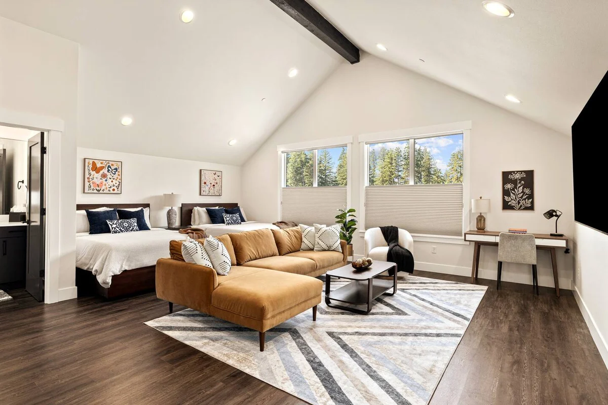 Suncadia Luxury Cabin with Hot Tub, Fire pit & EV #57