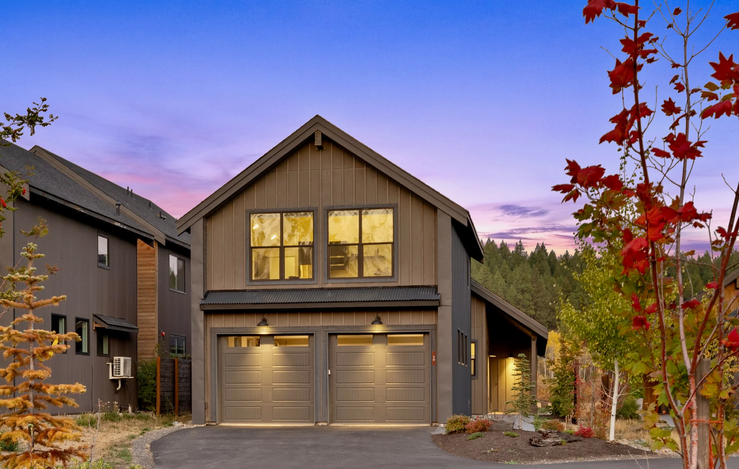 Suncadia Luxury Cabin with Hot Tub, Fire pit & EV #71
