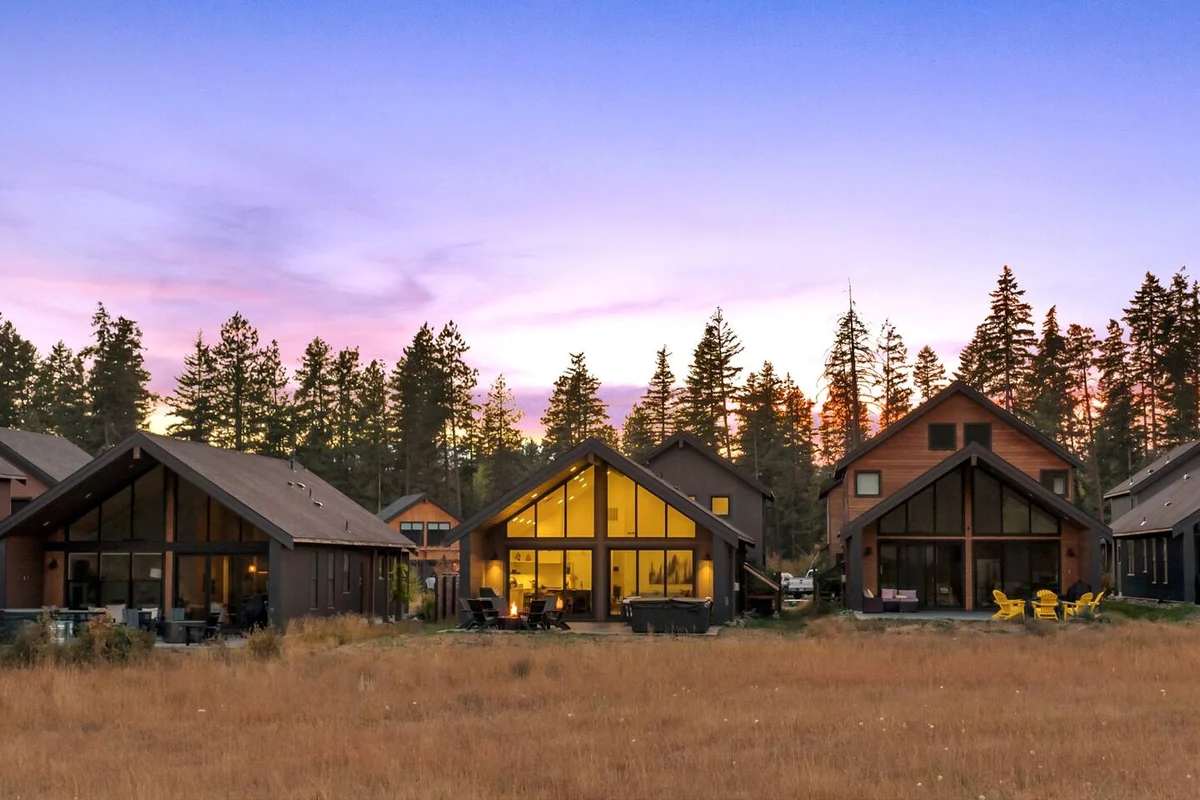 Suncadia Luxury Cabin with Hot Tub, Fire pit & EV #85